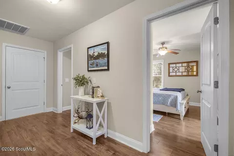 Entry Way - 1615 Marshview Dr NE, Townsend, GA 31331 photo 2 of 2