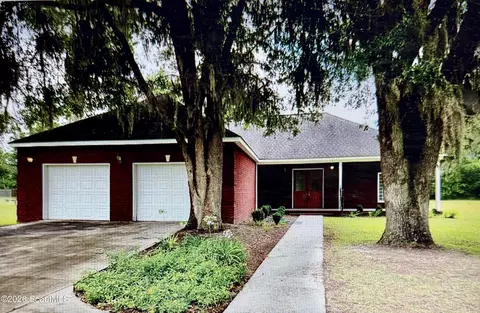 714 Altamaha Rd, Jesup, GA 31545
