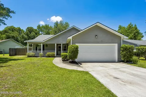 109 Lake Crest Dr, Kingsland, GA 31548