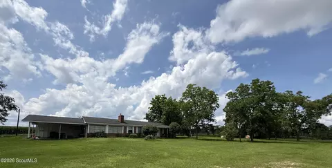 634 Lake Chapel Church Rd, Odum, GA 31555
