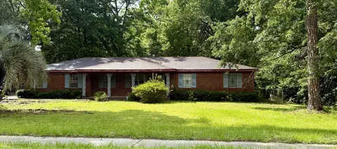 713 N Fourth St, Jesup, GA 31545