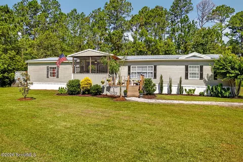 1401 Laura Way, Darien, GA 31305