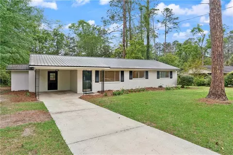 147 Greenwood St, Jesup, GA 31545