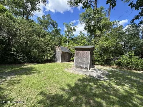 Exterior - 2329 Ware St, Blackshear, GA 31516 photo 4 of 6
