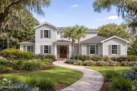 111 Bay Berry Cir, Saint Simons Island, GA 31522