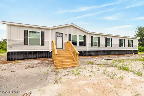6401 Riverside Rd, Nahunta, GA 31553