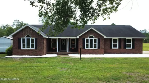 373 Owen Lee Rd, Waycross, GA 31503