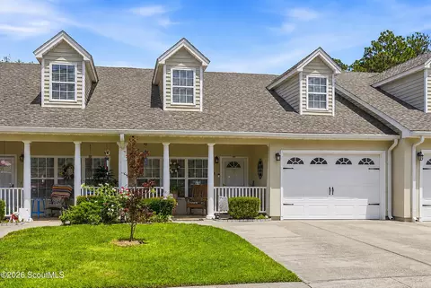 211 Peppertree Crossing Ave, Brunswick, GA 31525