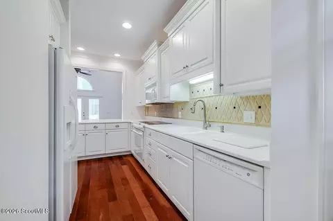 Kitchen - 1165 Mayflower Rd NE, Townsend, GA 31331 photo 4 of 4