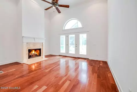 Living - 1165 Mayflower Rd NE, Townsend, GA 31331 photo 2 of 4