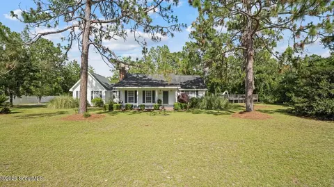 211 Jekyll Island Rd, Jesup, GA 31545
