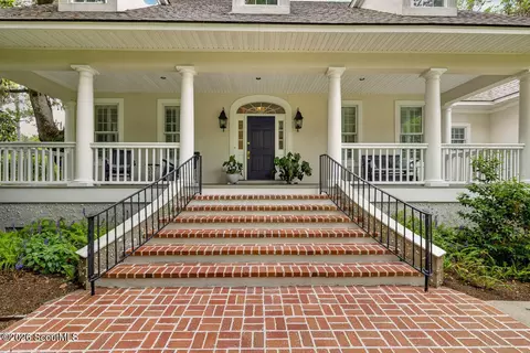 31 Tanglewood Rd, Saint Simons Island, GA 31522