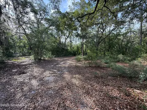 1605 Stafford Rd, Waynesville, GA 31566