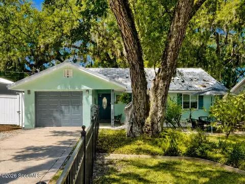207 Broadway St, Saint Simons Island, GA 31522