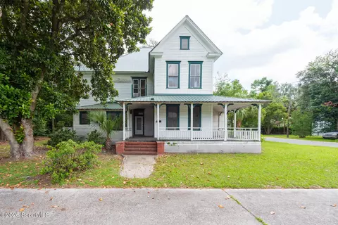 306 Lee Ave, Waycross, GA 31501