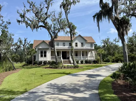 47 Dorsey Cir, Saint Simons Island, GA 31522