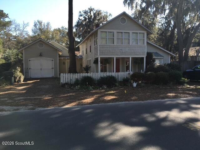 225 Atlantic Dr, Saint Simons Island, GA 31522