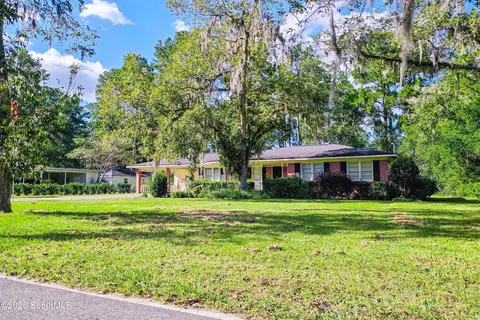Exterior - 118 Pinehurst Dr, Blackshear, GA 31516 photo 4 of 11