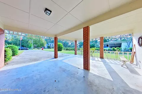 Exterior - 118 Pinehurst Dr, Blackshear, GA 31516 photo 6 of 11