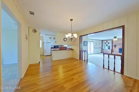 Dining - 118 Pinehurst Dr, Blackshear, GA 31516 photo 1 of 2