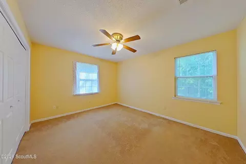 Bedroom - 118 Pinehurst Dr, Blackshear, GA 31516 photo 2 of 9
