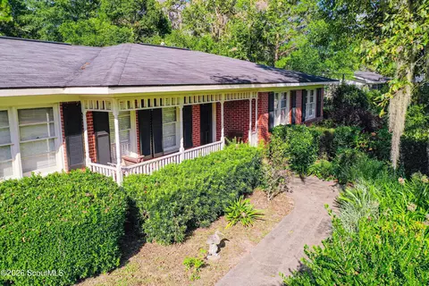 Exterior - 118 Pinehurst Dr, Blackshear, GA 31516 photo 2 of 11