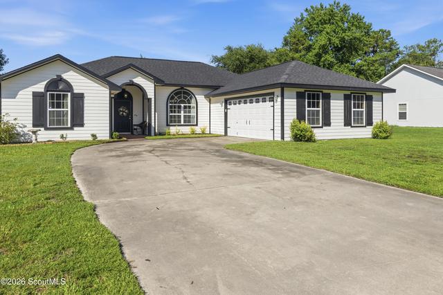217 Lake Forest Dr, Kingsland, GA 31548