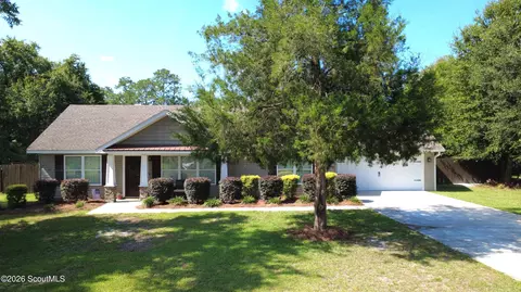 204 Devonwood Dr, Jesup, GA 31546