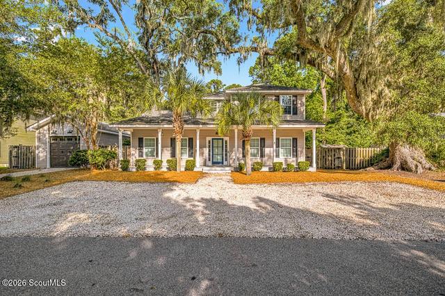 15 Holly Ln, Saint Simons Island, GA 31522