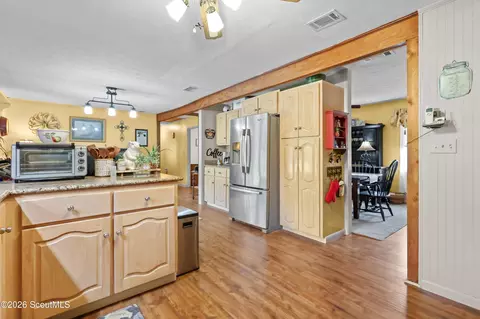 Entry Way - 3275 Crestview Dr, Blackshear, GA 31516 photo 1 of 2
