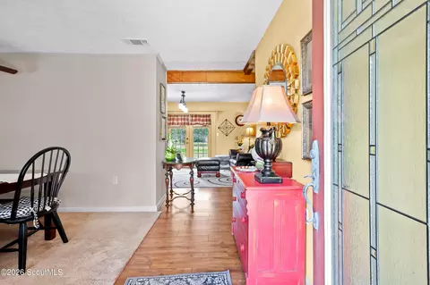 Entry Way - 3275 Crestview Dr, Blackshear, GA 31516 photo 2 of 2