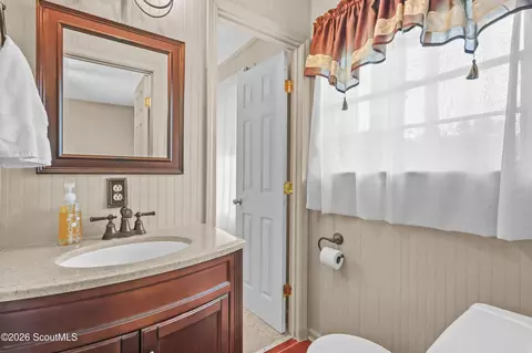 Bath - 3275 Crestview Dr, Blackshear, GA 31516 photo 3 of 4