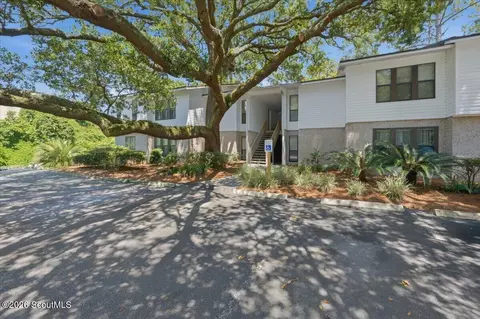 2512 Demere Rd, Saint Simons Island, GA 31522