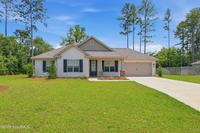 203 Sweetwater Blvd, Brunswick, GA 31525