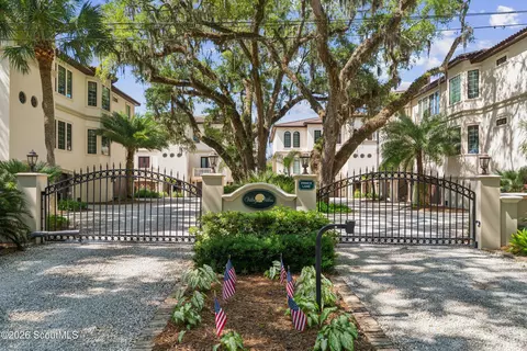 2100 Prince Ln, Saint Simons Island, GA 31522
