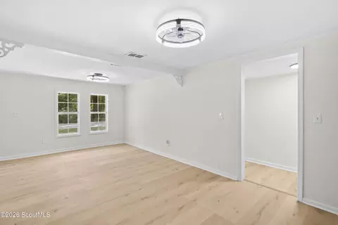 Living - 6119 Offerman Loop, Patterson, GA 31557 photo 5 of 5