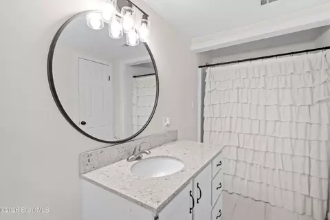 Bath - 6119 Offerman Loop, Patterson, GA 31557 photo 3 of 3
