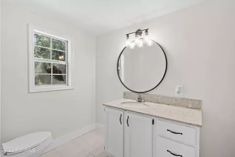 Bath - 6119 Offerman Loop, Patterson, GA 31557 photo 2 of 3