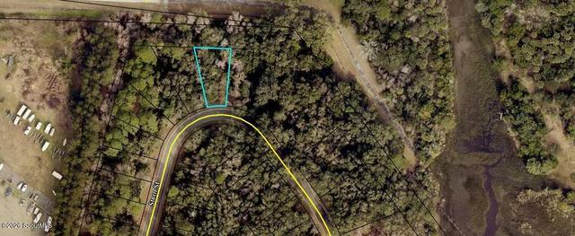 133 Stern St, Saint Marys, GA 31558