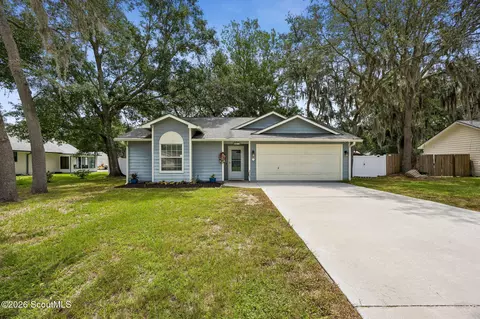 301 Faye Ct, Saint Marys, GA 31558