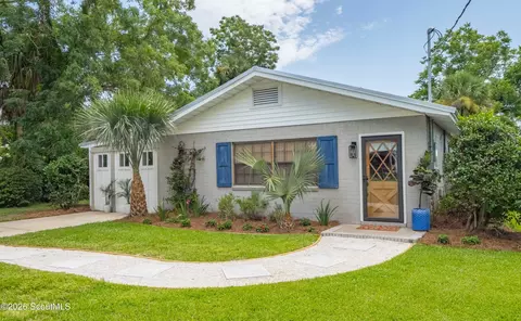 706 Island View Dr, Brunswick, GA 31525
