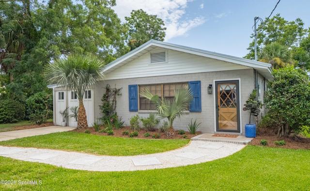 706 Island View Dr, Brunswick, GA 31525