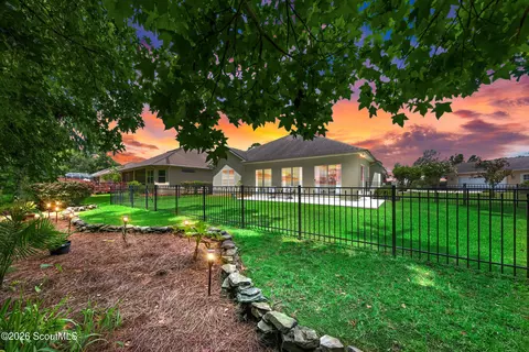 1414 Tanager Trl, Saint Marys, GA 31558