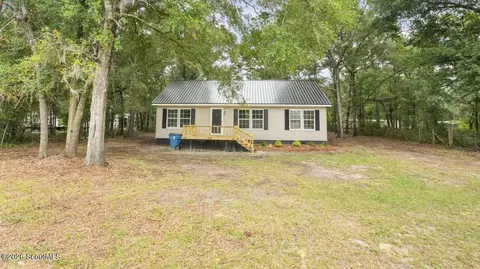 1565 Old Doctortown Rd, Jesup, GA 31545