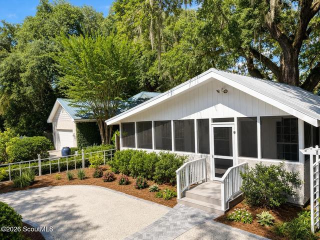 232 Broadway St, Saint Simons Island, GA 31522