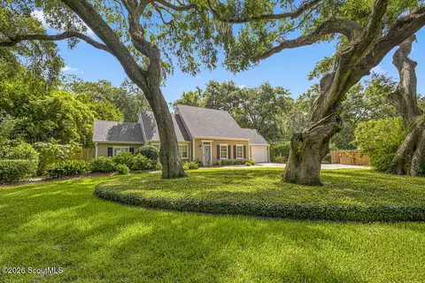 104 Captain Young Ct, Saint Simons Island, GA 31522