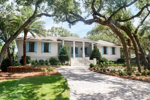 137 Shore Rush Dr, Saint Simons Island, GA 31522
