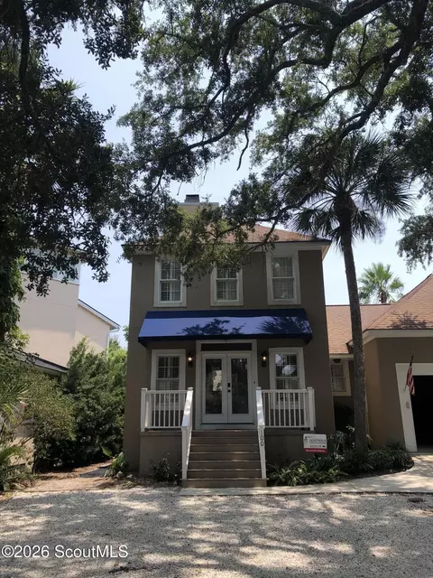 100 Mews Cir, Saint Simons Island, GA 31522