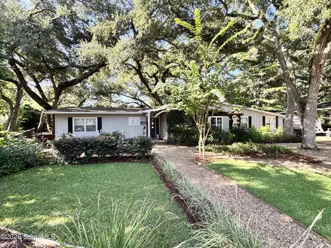 512 Wesley Oak Cir, Saint Simons Island, GA 31522