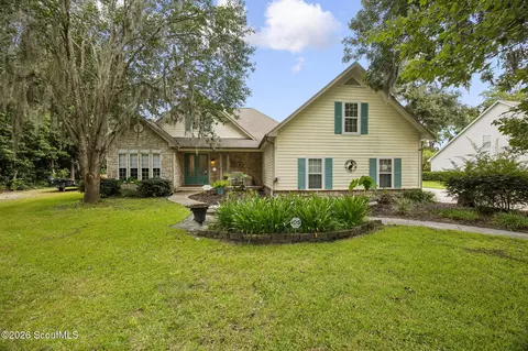819 Baytree Cir, Saint Marys, GA 31558